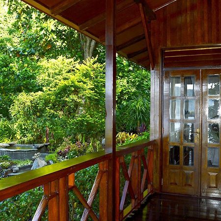 Kungkungan Bay Resort Bitung ภายนอก รูปภาพ