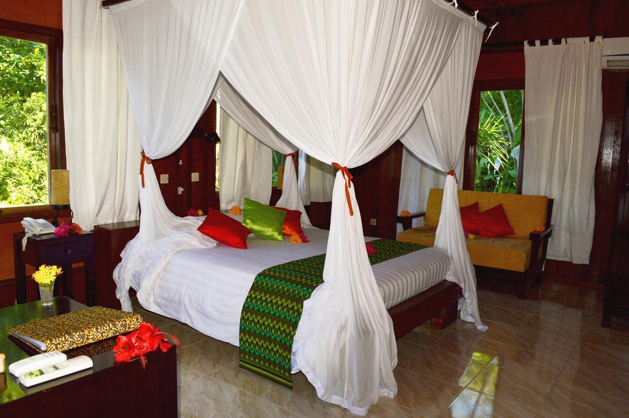 Kungkungan Bay Resort Bitung ภายนอก รูปภาพ