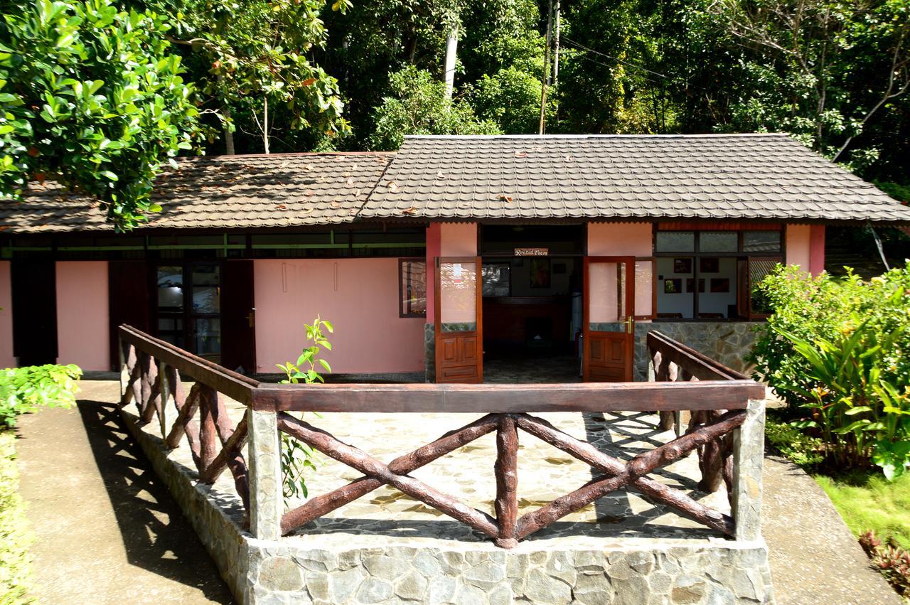Kungkungan Bay Resort Bitung ภายนอก รูปภาพ